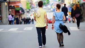 people-walking-summer-stockholm-sweden-people 3